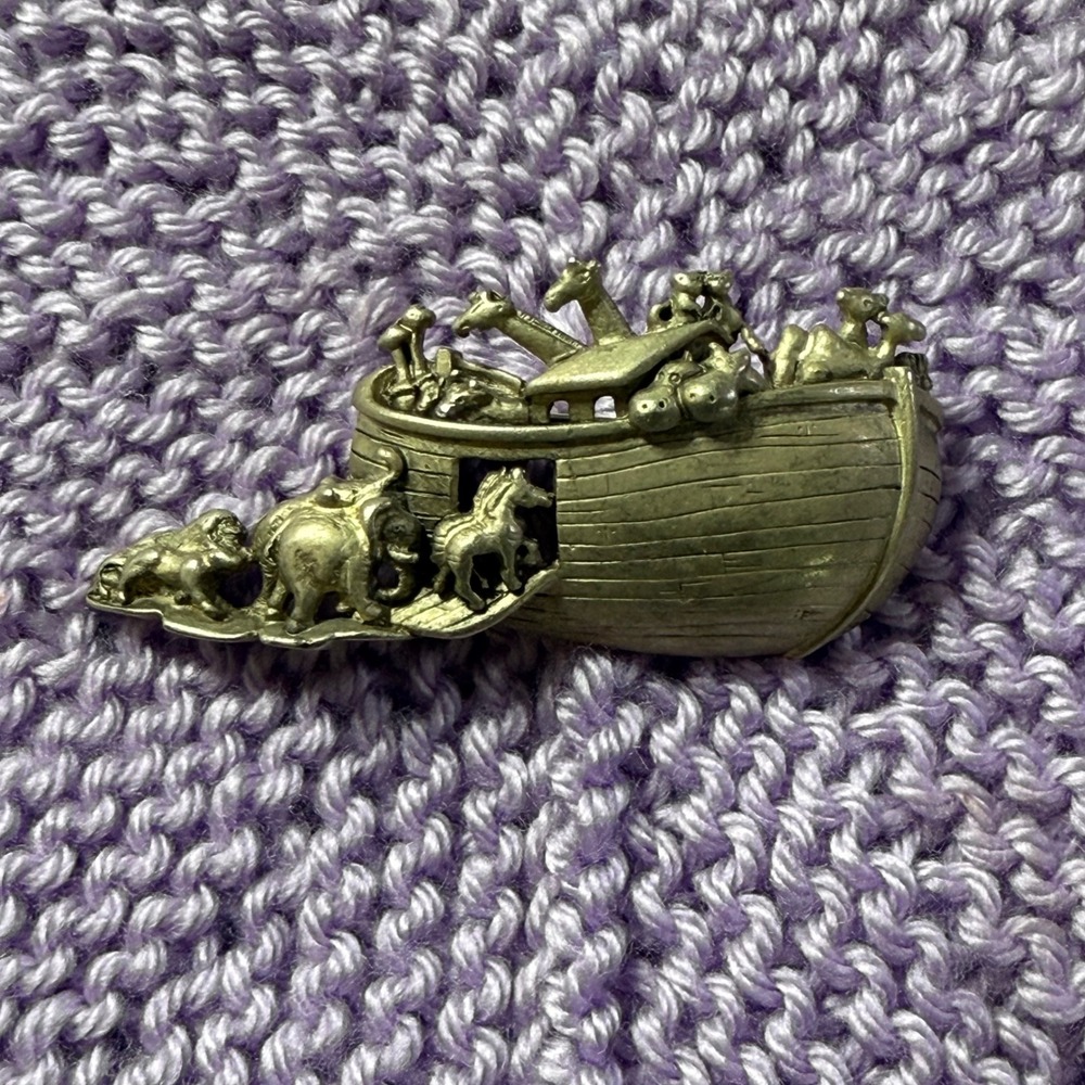 AJC Noah's Ark Brooch Pin Animals Religious Vintage Silver‎ Tone